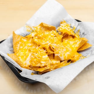 Nachos de Queso (Cheese)